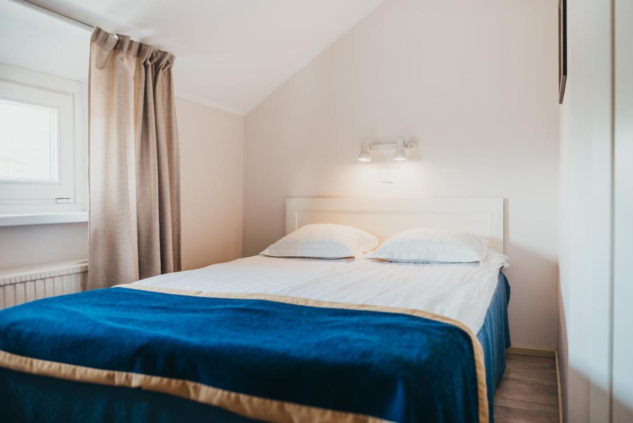 Economy Hotel Tallinn Extérieur photo