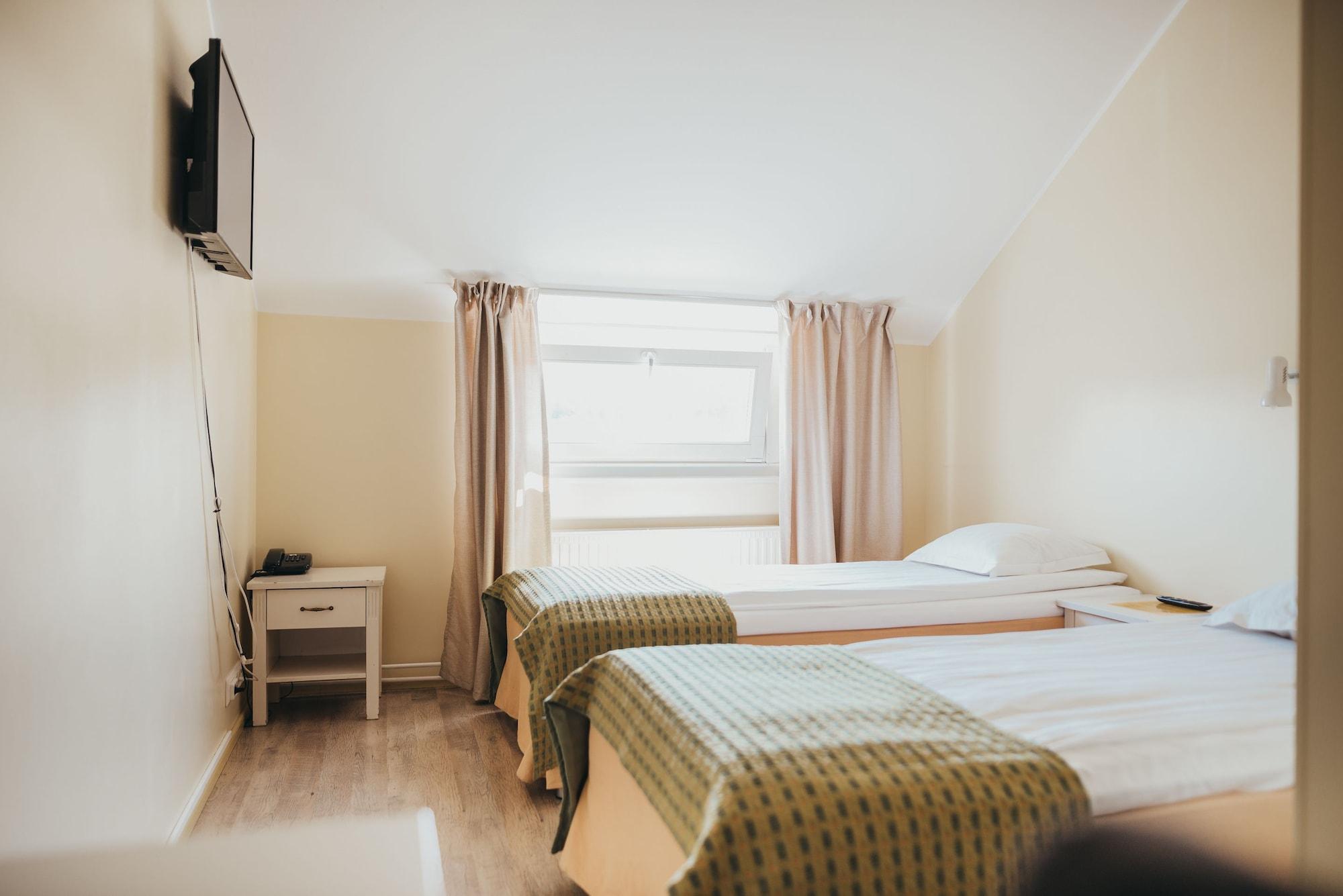 Economy Hotel Tallinn Extérieur photo