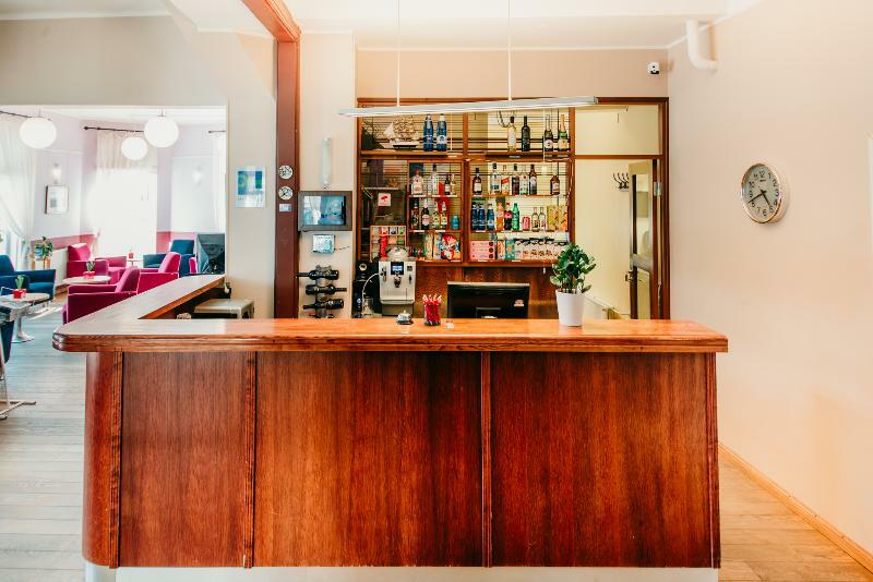 Economy Hotel Tallinn Extérieur photo