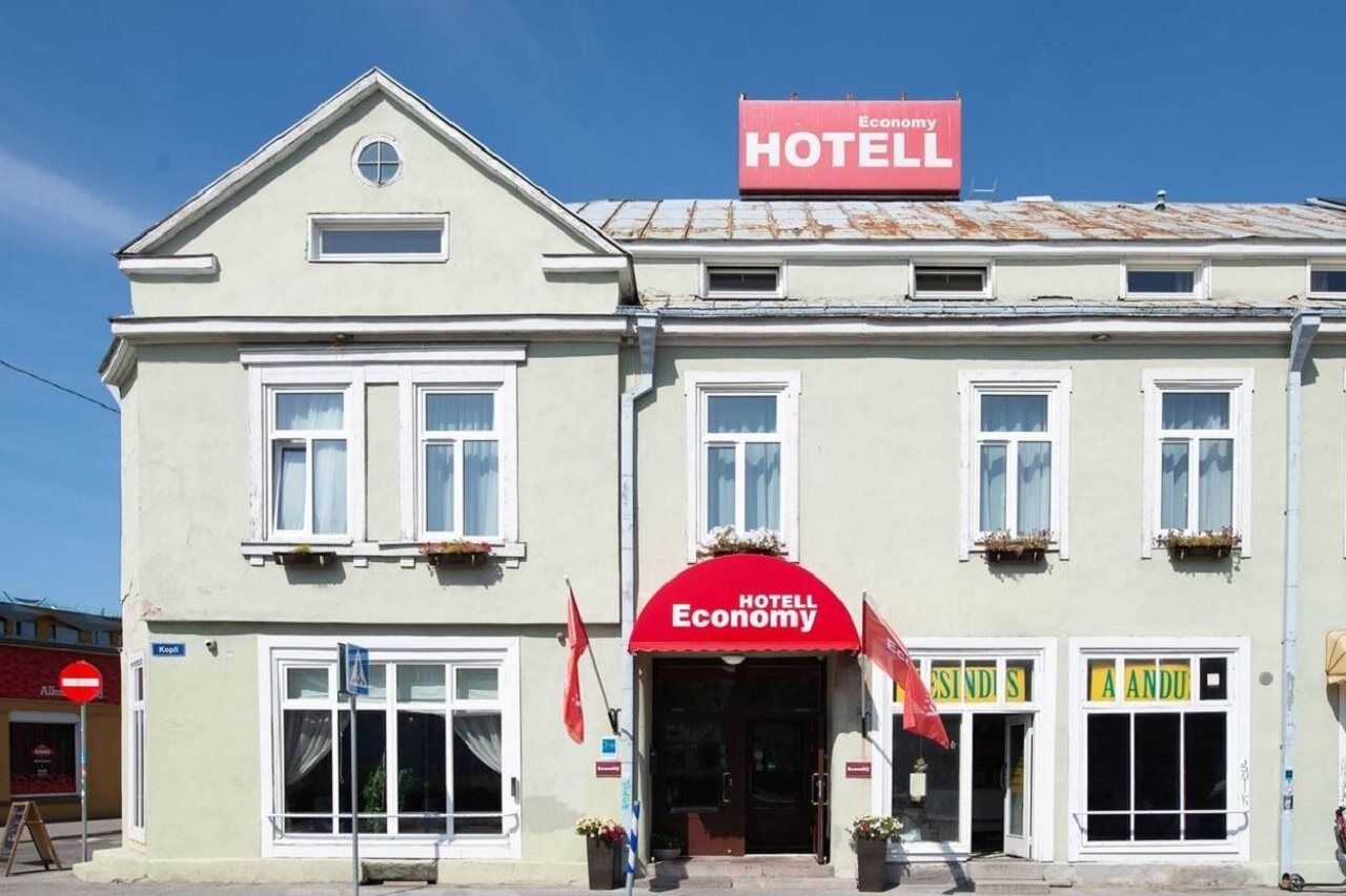 Economy Hotel Tallinn Extérieur photo